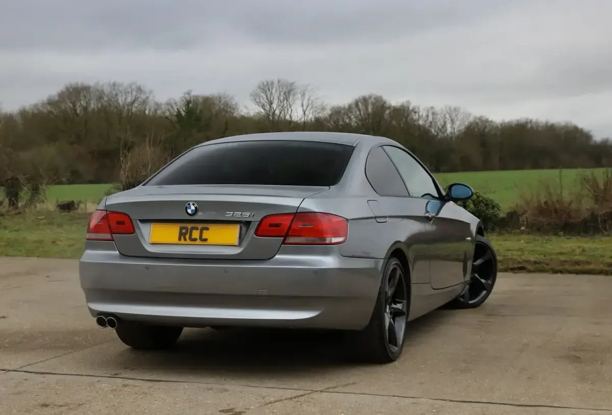 Used BMW 325 Performance 218 HP (160 kW) 2006 Grey Coupe