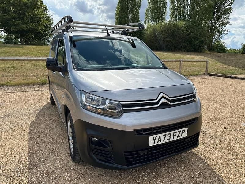 Grey Used 2023 Citroën Berlingo MPV | £14,975 (A bit pricey) - Image 1/4