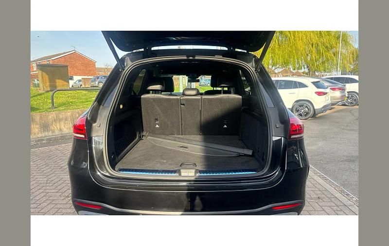 Used Mercedes GLE300 AMG line 241 HP (177 kW) 2020 Black SUV