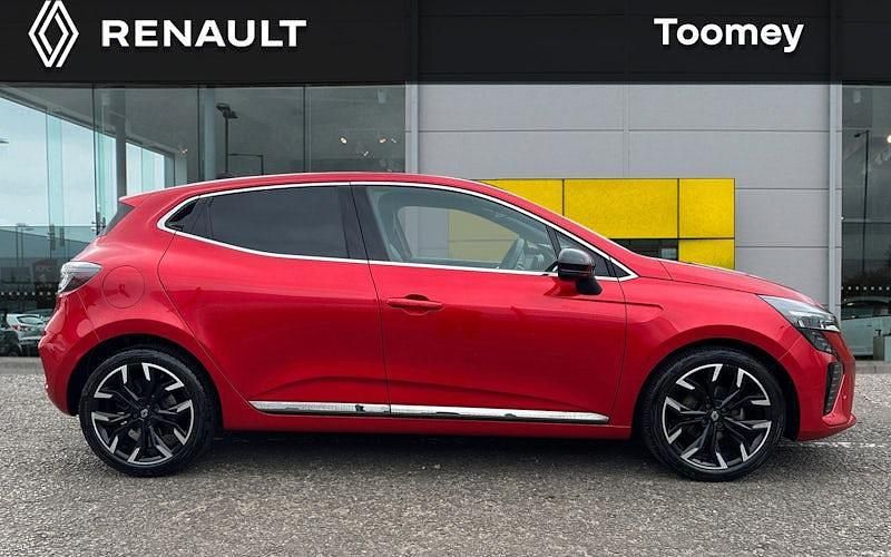 Gebraucht Renault Clio V Techno 90 PS (66 kW) 2024 Rot Kleinwagen
