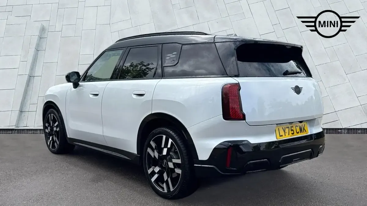 Usado Mini Countryman Sport 215 CV (158 kW) 2025 Blanco SUV