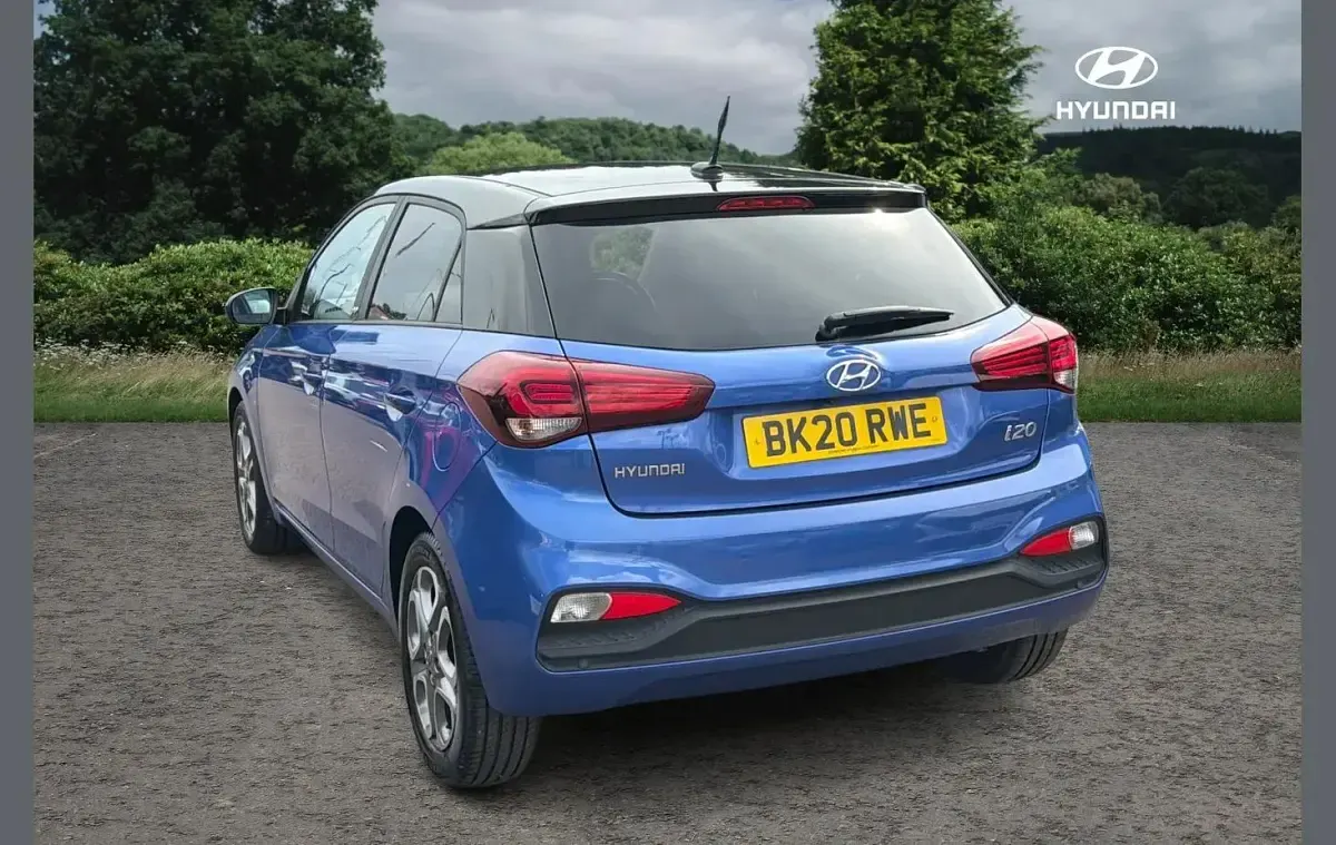 Used Hyundai i20 83 HP (61 kW) 2020 Blue Hatchback