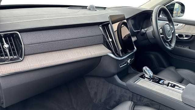 Begagnad Volvo XC90 Ultra 455 HK (334 kW) 2025 Grå SUV