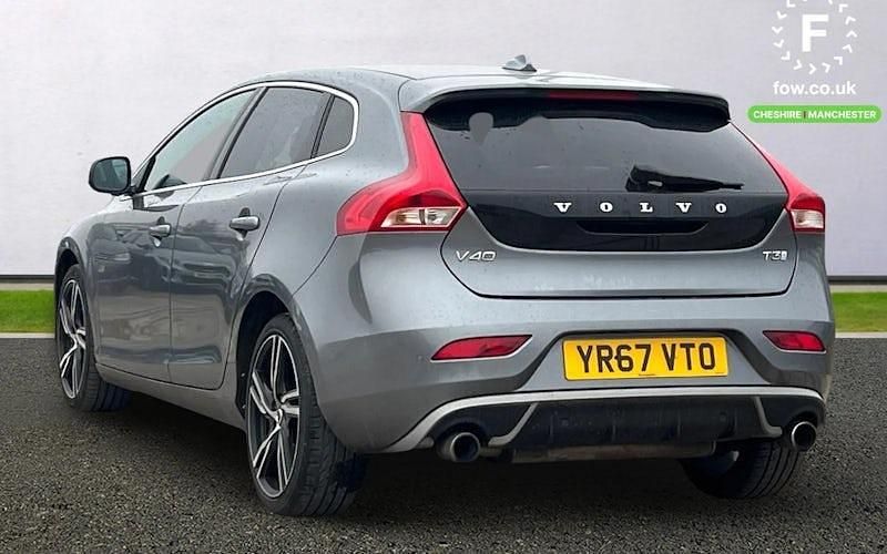 Used Volvo V40 R-Design Pro 152 HP (111 kW) 2019 Hatchback