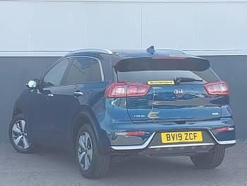 Image 2/4