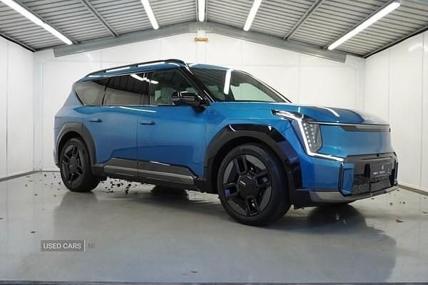 Blue Used 2024 Kia EV9 GT-Line S SUV | £46,995 - Image 1/4