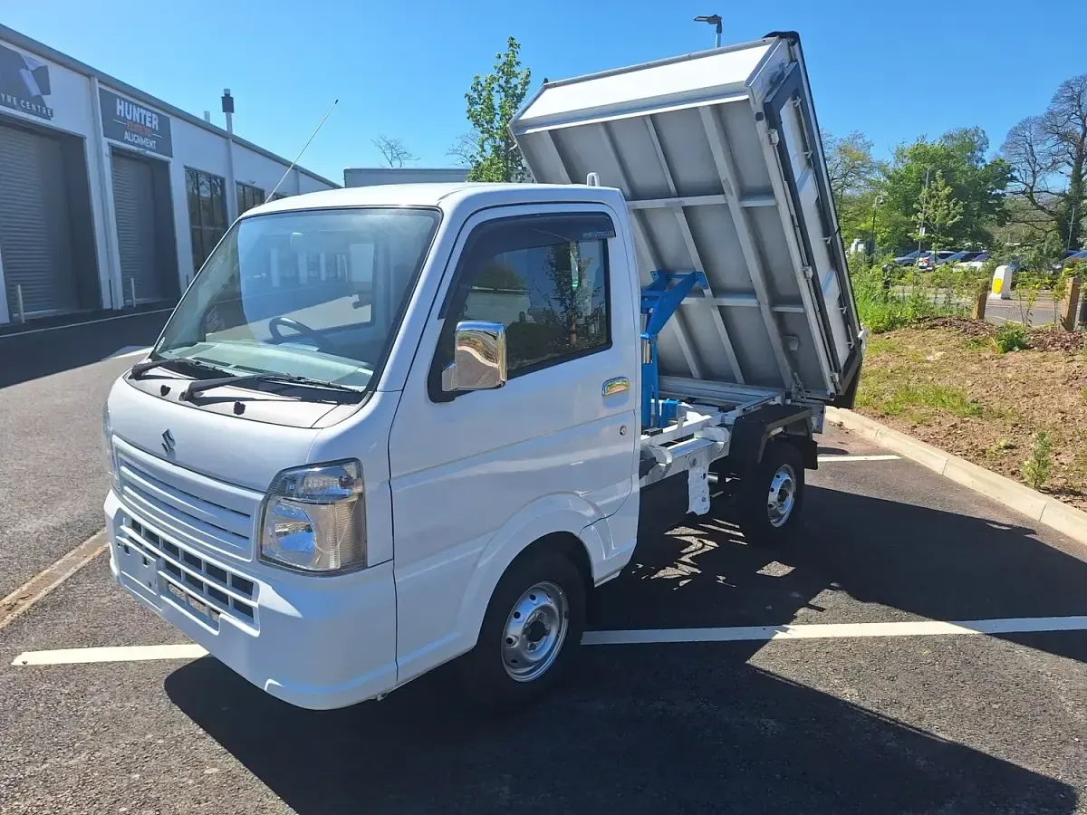 Used Suzuki Carry 2015 White Pickup