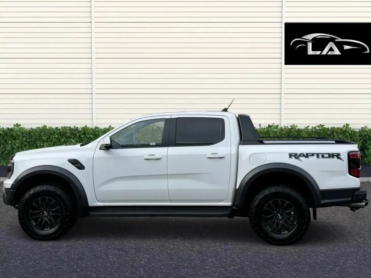 Used Ford Ranger Raptor 292 HP (214 kW) 2025 White Pickup