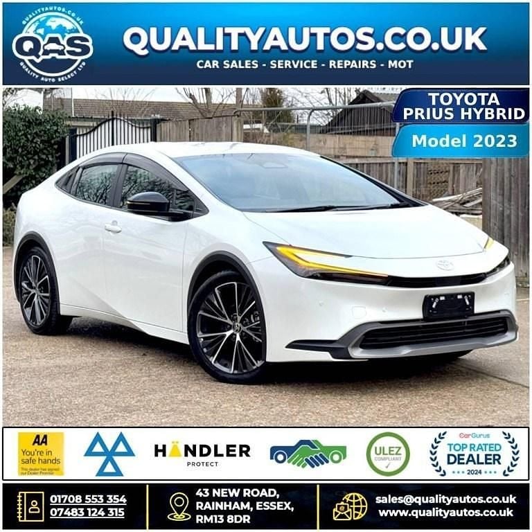 White Used 2023 Toyota Prius Hatchback | £23,945 (Fair price) - Image 1/4