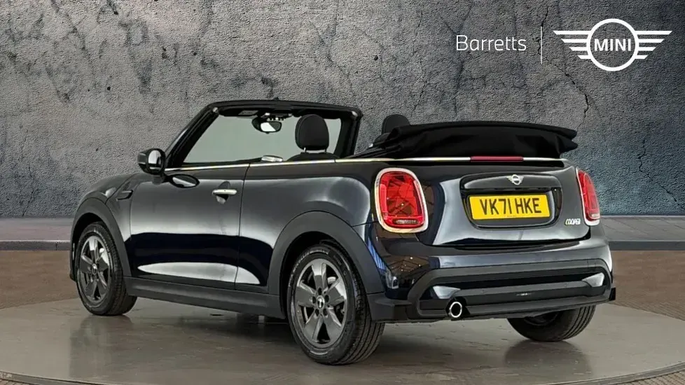 Used Mini Cooper Cabriolet Classic 134 HP (98 kW) 2021 Black Cabriolet