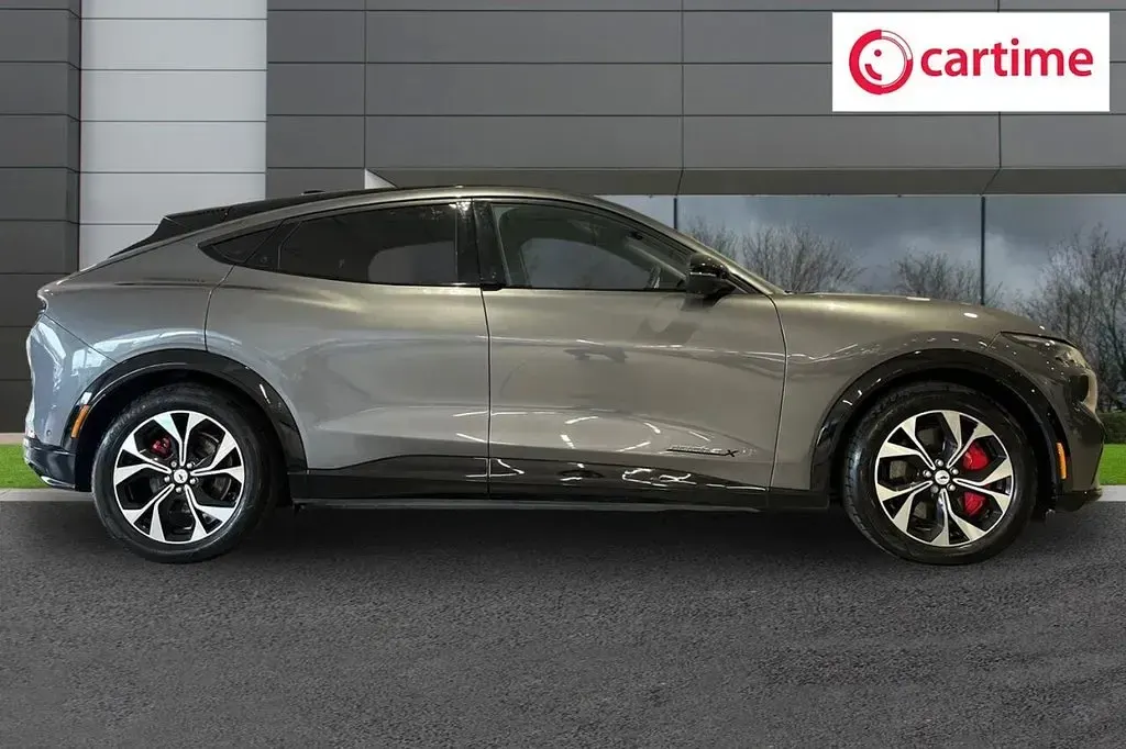 Used Ford Mustang Premium 294 HP (216 kW) 2023 Grey Hatchback