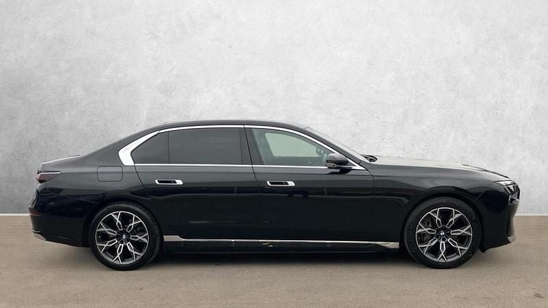 Used BMW i7 Comfort Edition 400 kW (544 HP) 2023 Black Sedan
