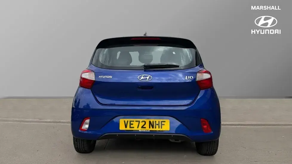 Used Hyundai i10 SE 84 HP (61 kW) 2023 Blue Hatchback