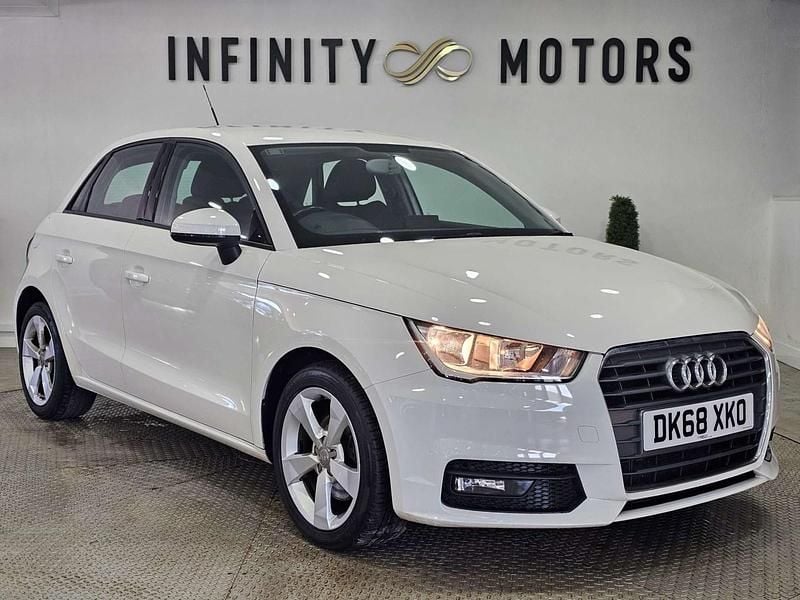 Used Audi A1 Sportback Sport 125 HP (91 kW) 2018 White Hatchback