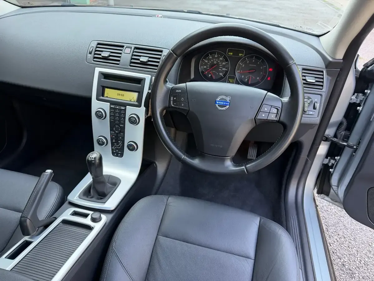 Used Volvo C30 SE Lux 145 HP (106 kW) 2012 Silver Hatchback