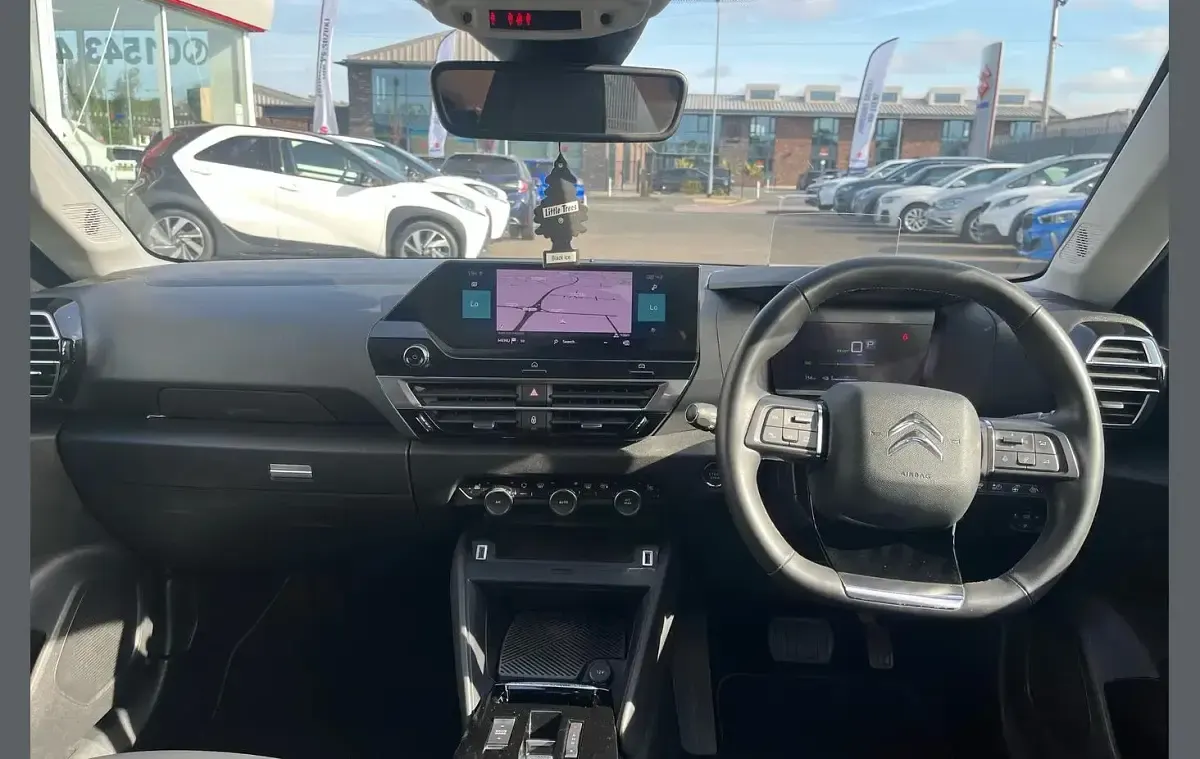 Used Citroën e-C4 Shine 98 kW (134 HP) 2021 Blue Hatchback