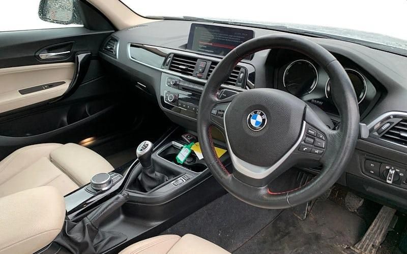 Used BMW 220 Sport Line 190 HP (139 kW) 2019 Silver Coupe