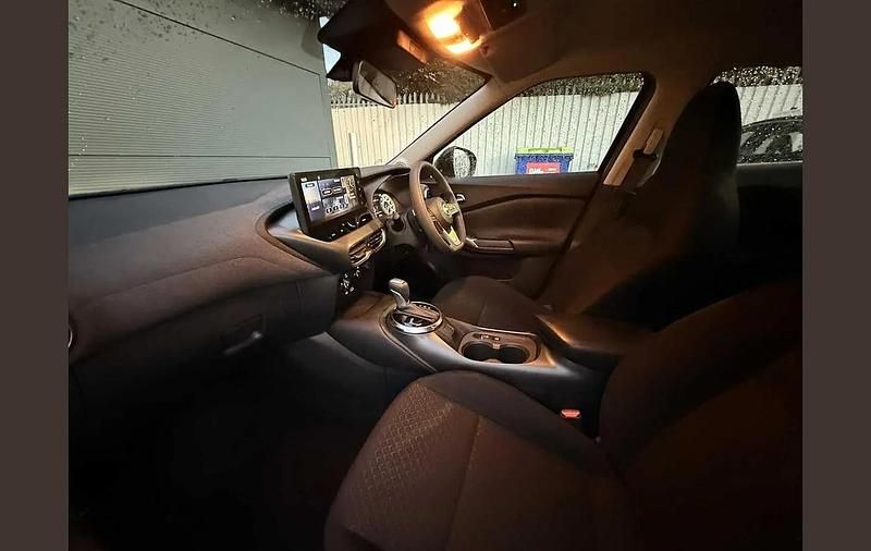 Used Nissan Juke Acenta Premium 112 HP (82 kW) 2024 Grey SUV