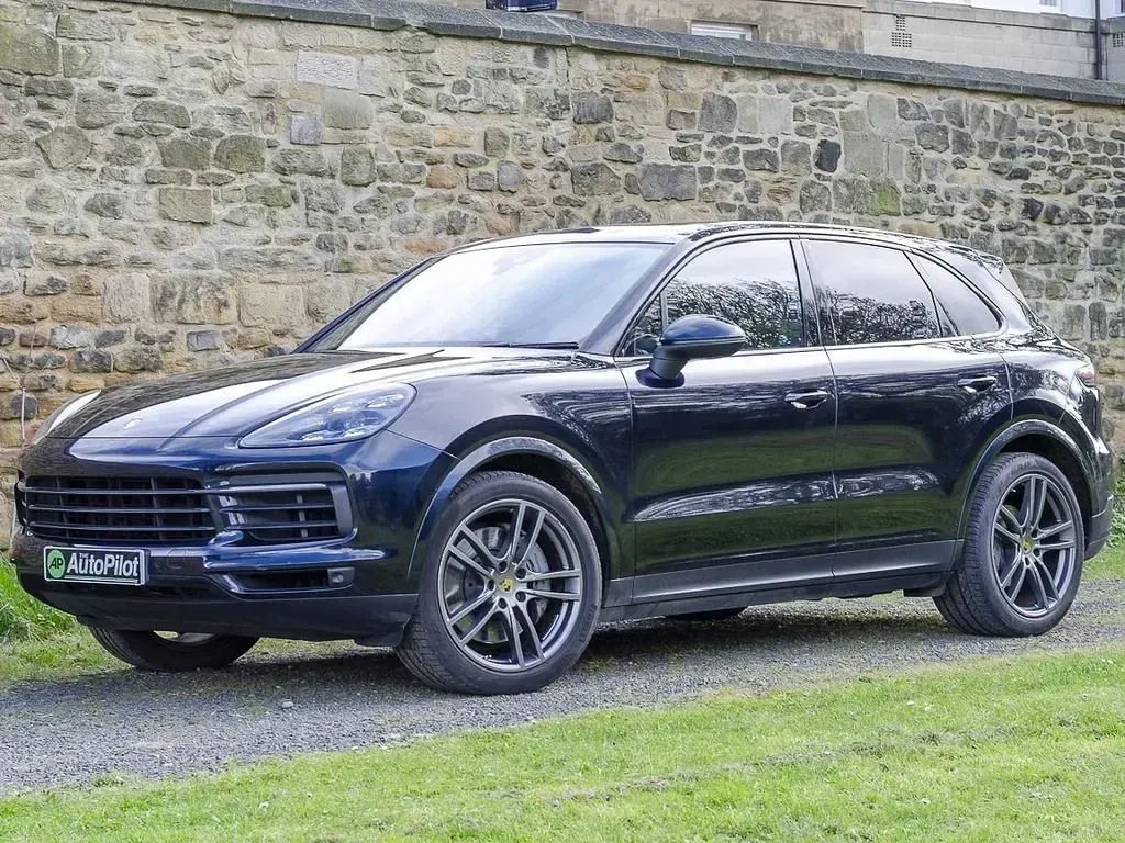 Usado Porsche Cayenne 440 HP (323 kW) 2018 Azul SUV