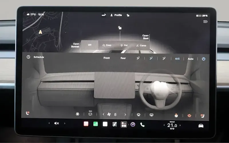 Used Tesla Model Y Standard Range 219 kW (299 HP) 2023 White SUV