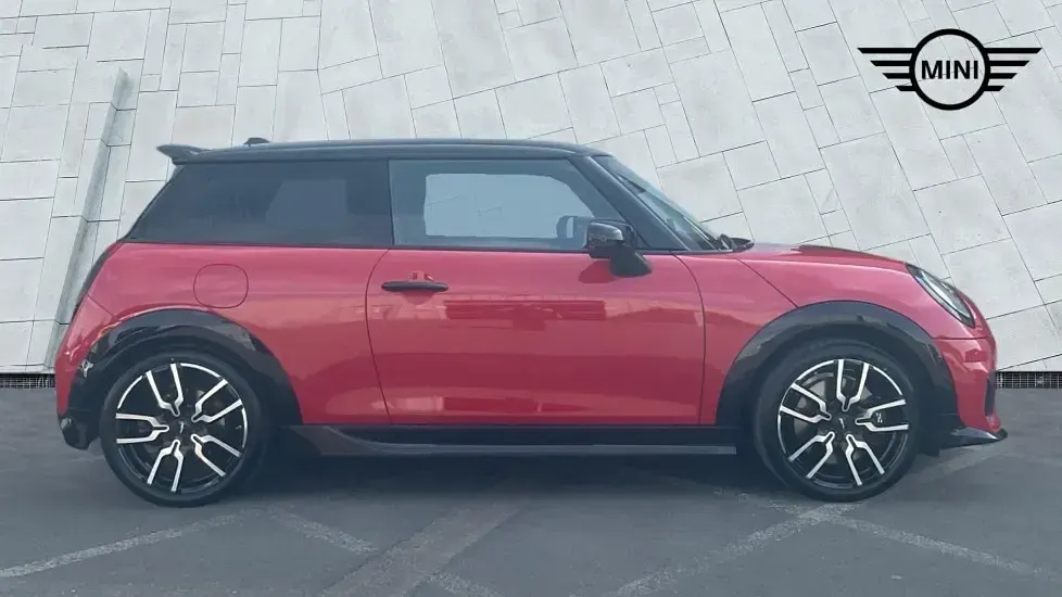 Used Mini Cooper S Hatch 201 HP (147 kW) 2024 Red Hatchback
