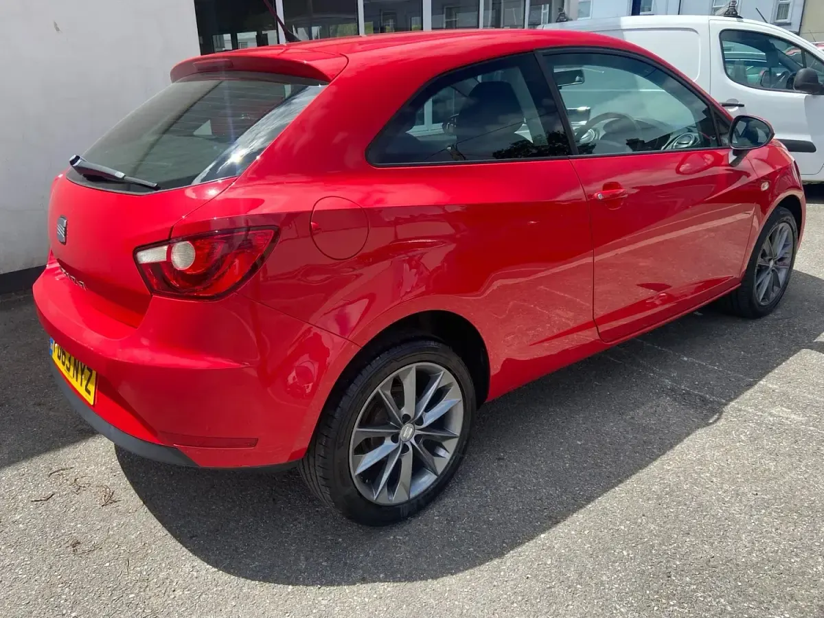 Used Seat Ibiza 85 HP (62 kW) 2013 Red Hatchback