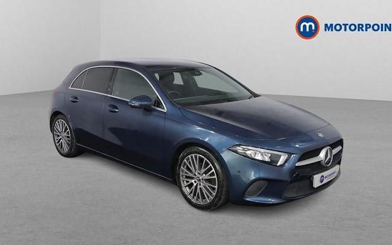Used Mercedes A180 Executive 136 HP (100 kW) 2021 Blue Hatchback
