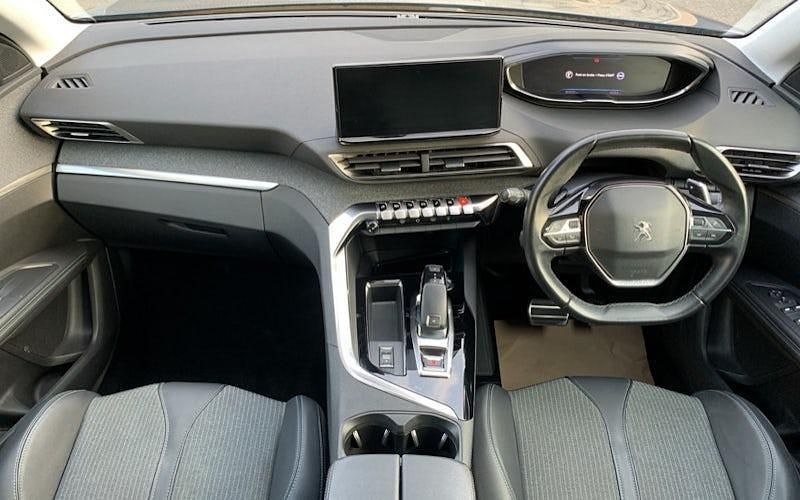 Used Peugeot 3008 Allure+ 131 HP (96 kW) 2023 SUV