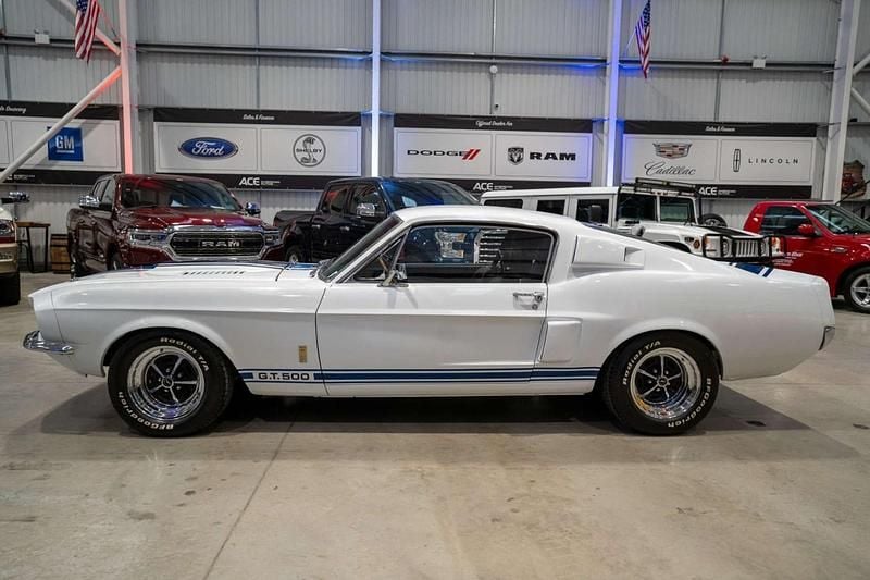 Used Ford Shelby 450 HP (330 kW) 1967 White