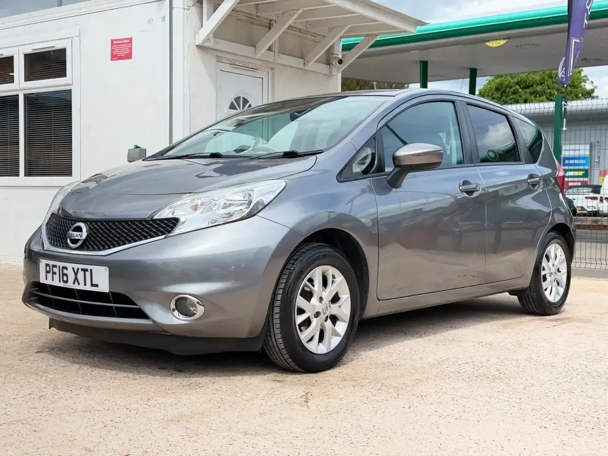 Begagnad Nissan Note Acenta Premium 2016 Grå Halvkombi