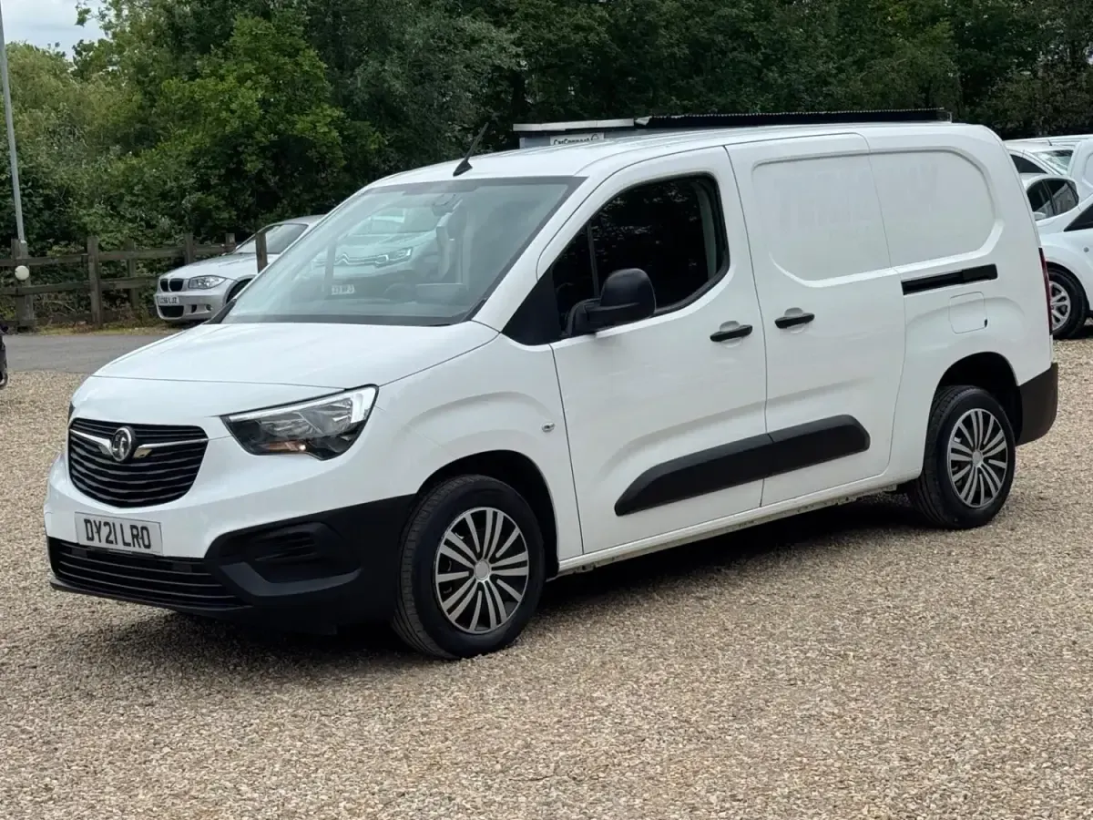 Gebraucht Vauxhall Combo Edition 2021 Weiß Van / Kleinbus