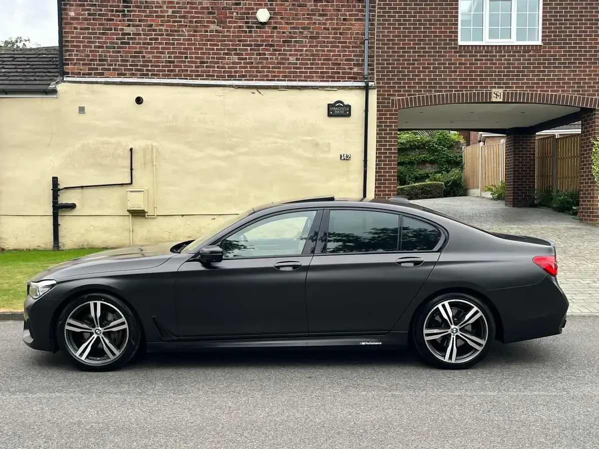 Used BMW 740 M Sport 320 HP (235 kW) 2017 Brown Sedan