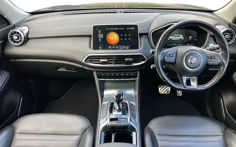 Used MG HS Exclusive 258 HP (189 kW) 2023 Black SUV