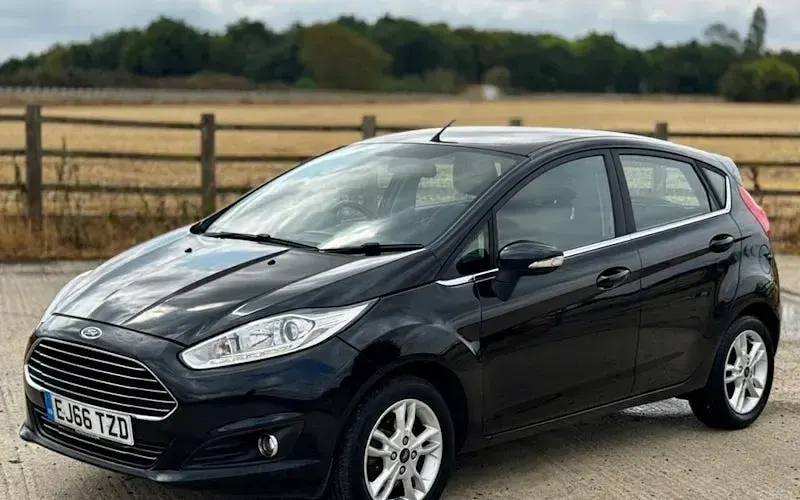 Used Ford Fiesta Zetec 101 HP (74 kW) 2016 Hatchback