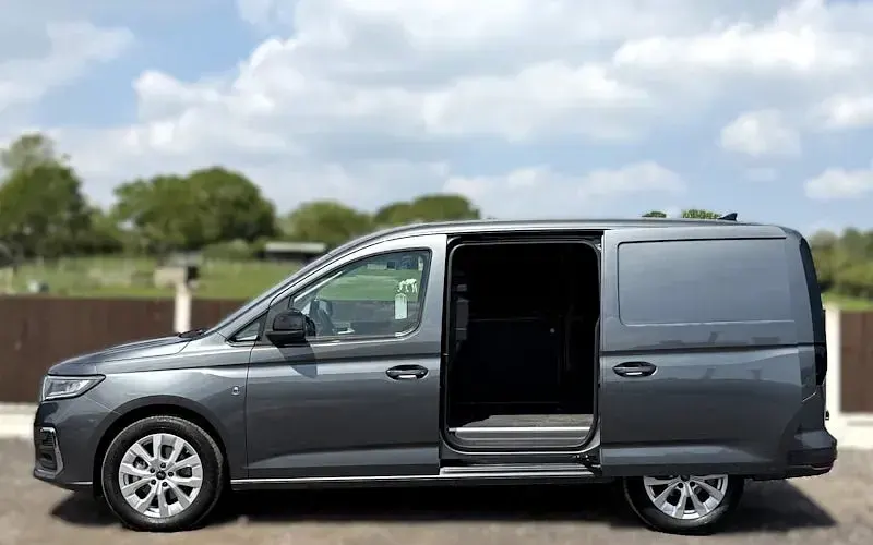 Second-hand Ford Transit Connect Limited 102 CP (75 kW) 2026 Monovolum