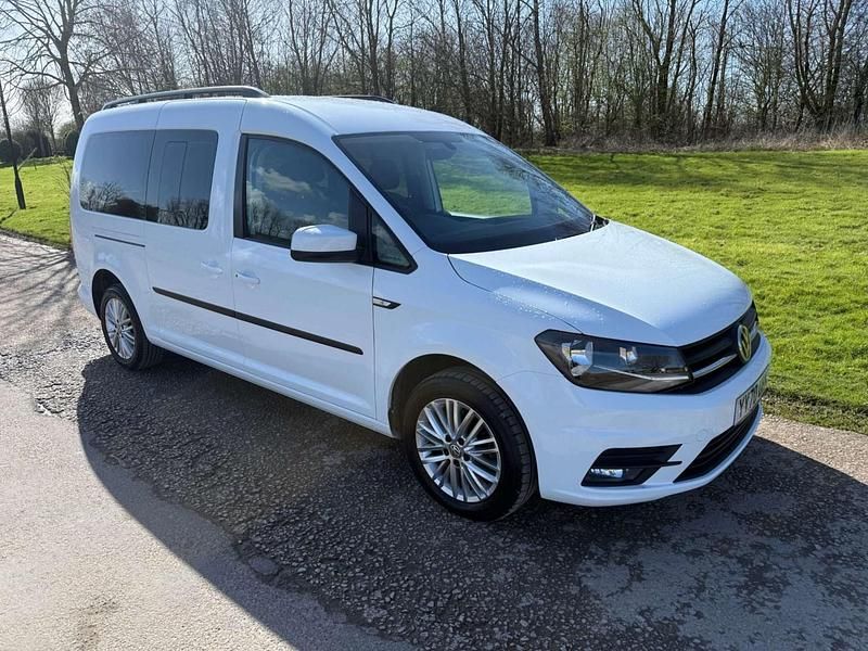 Usado VW Caddy Life 122 CV (89 kW) 2020 Blanco Monovolumen