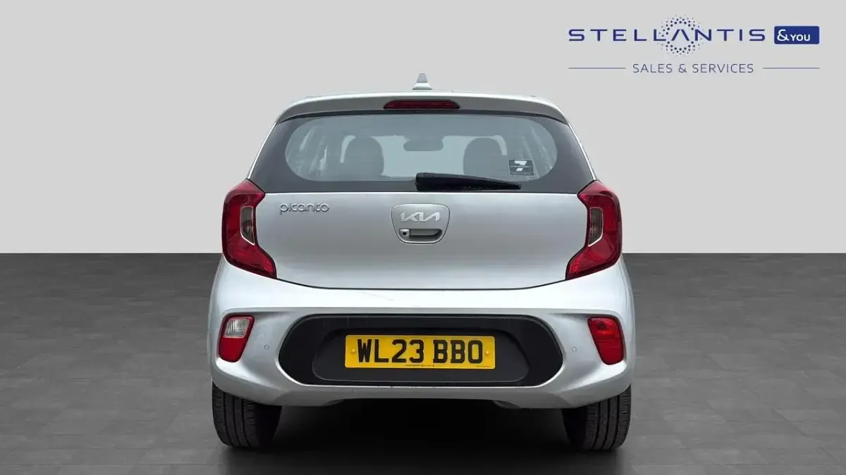 Used Kia Picanto 66 HP (48 kW) 2023 Grey Hatchback