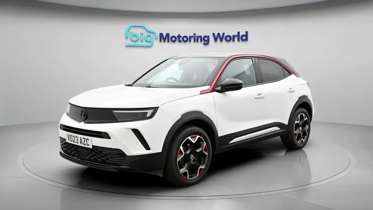 Used Vauxhall Mokka S 130 HP (95 kW) 2023 White SUV
