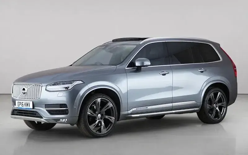 Used Volvo XC90 Inscription 320 HP (235 kW) 2016 Grey SUV