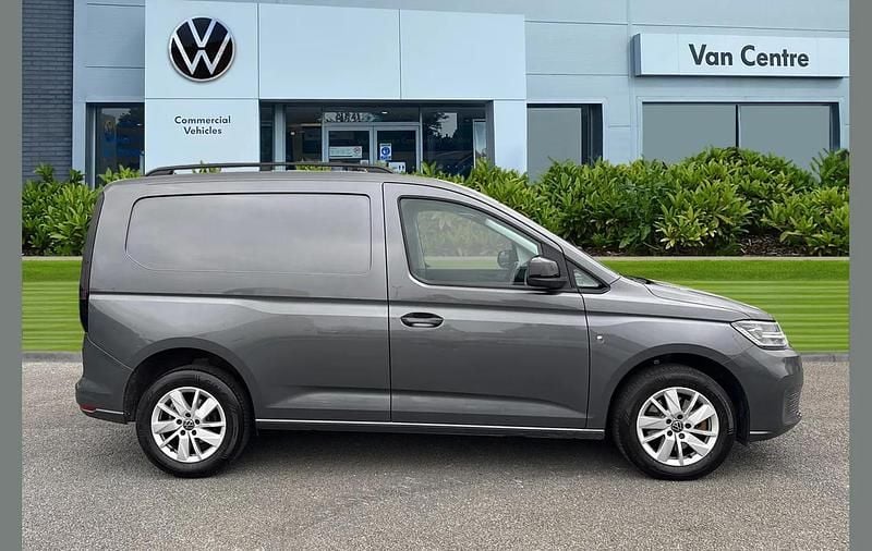 Used VW Caddy Pro 120 HP (88 kW) 2025 Grey MPV