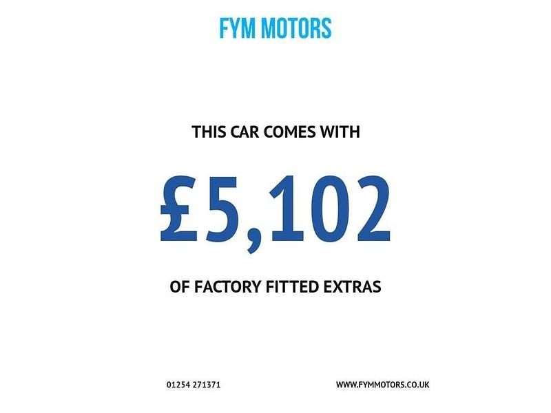 Used Porsche Panamera 250 HP (183 kW) 2013 White Hatchback