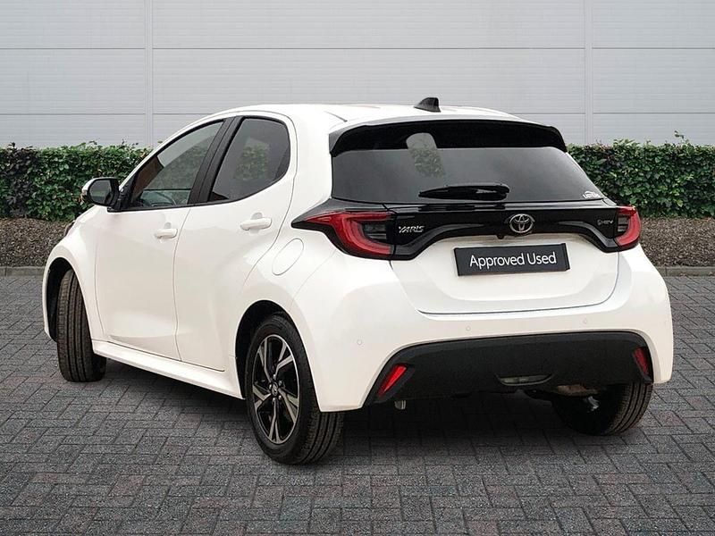 New Toyota Yaris Hybrid Design 2026 Pure white Hatchback