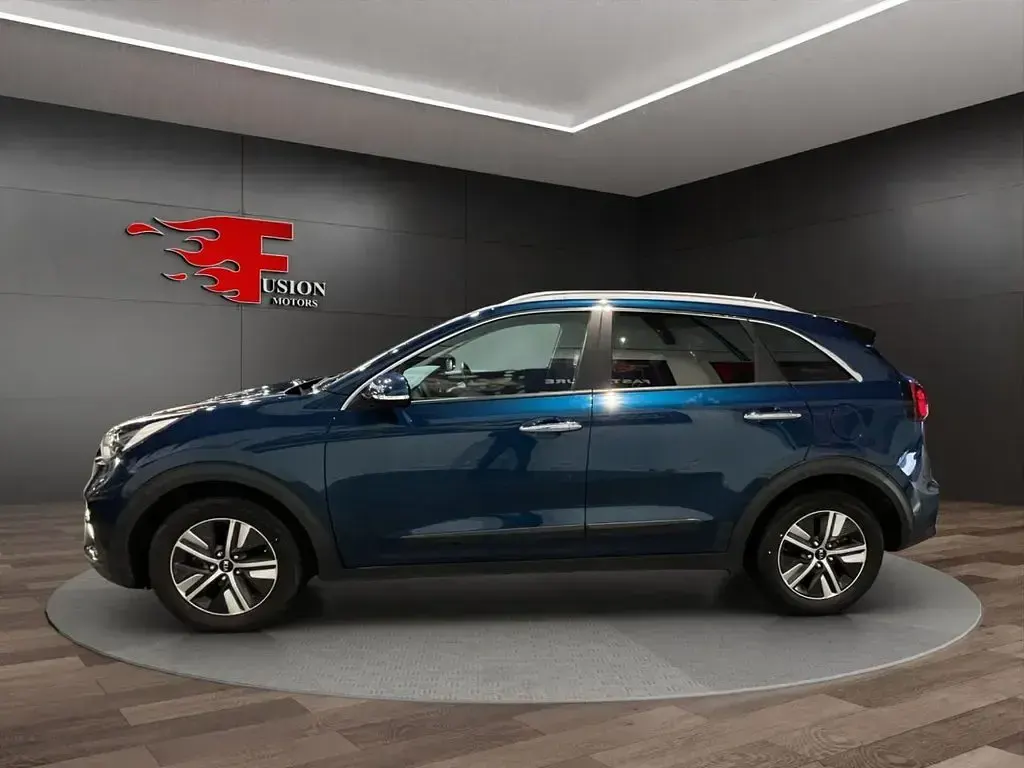 Used Kia Niro 139 HP (102 kW) 2021 Blue SUV