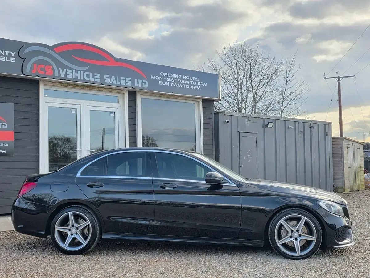 Begagnad Mercedes C220 AMG line 170 HK (125 kW) 2017 Svart Sedan