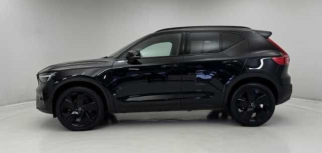 Used Volvo XC40 Plus 194 HP (142 kW) 2025 SUV