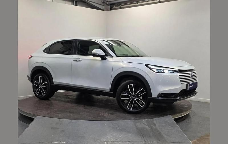 New Honda HR-V Elegance 128 HP (94 kW) 2025 White SUV