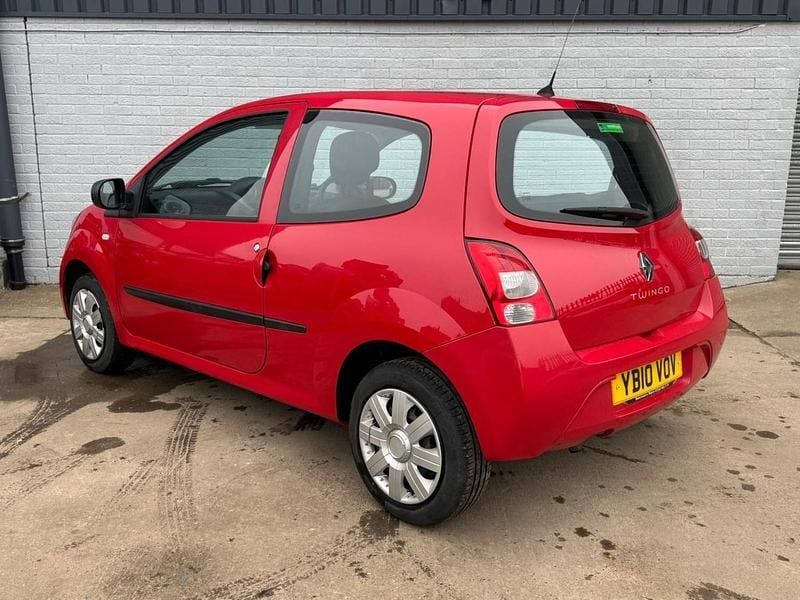 Used Renault Twingo Expression 2010 Red Hatchback
