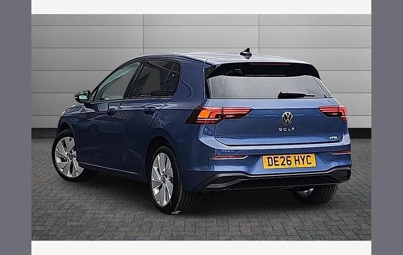 New VW Golf VIII Match 150 HP (110 kW) 2026 Blue Hatchback