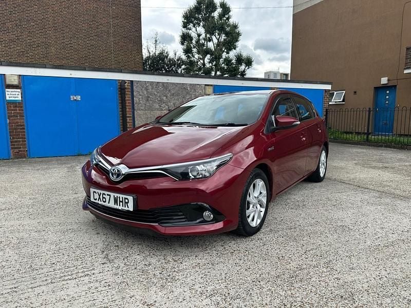 Red Used 2017 Toyota Auris Hybrid Hatchback | £8,499 (Super price) - Image 1/4