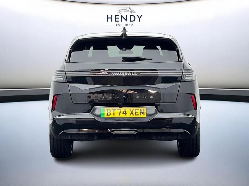 Used Vauxhall Grandland Ultimate 154 kW (210 HP) 2024 Black SUV